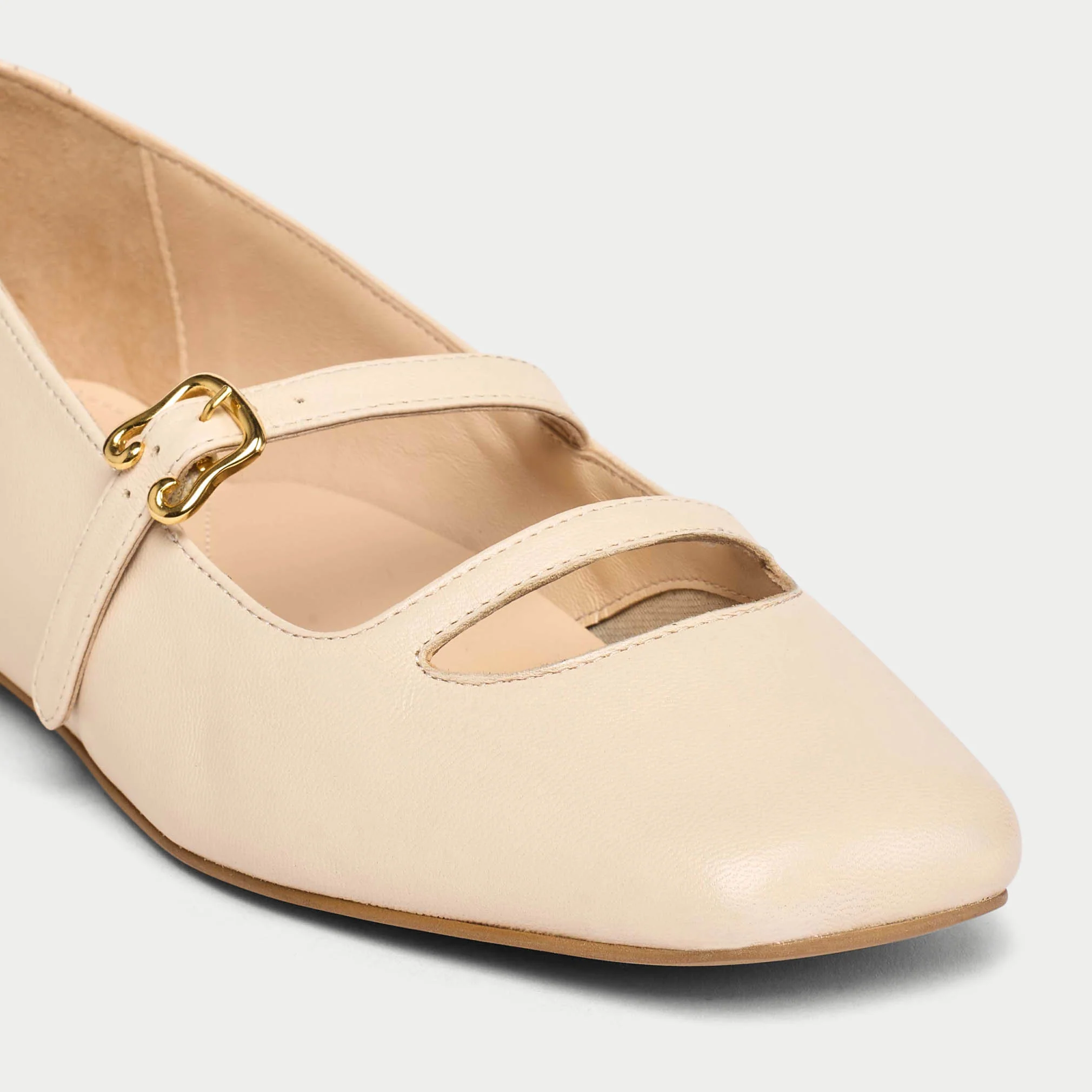 Alexa - Vanilla Cream Leather Ballerinas - Image 4