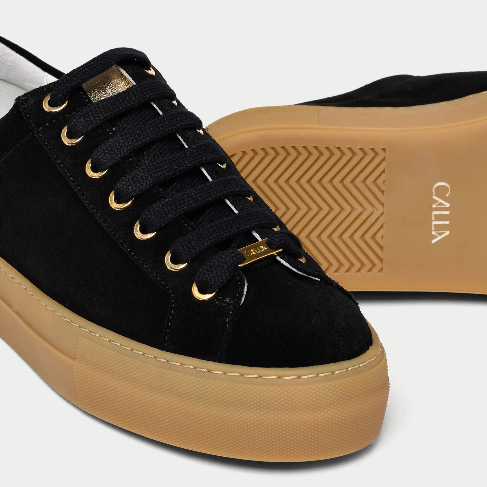 Saturn - Black & Champagne Wide Fit Trainers - Image 4